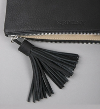 Load image into Gallery viewer, Antares - LONDON LEATHER CLUTCH BAG
